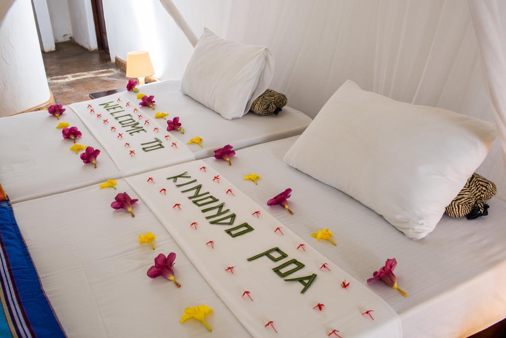 Kinondo Poa Hotel Diani Beach Szoba fotó